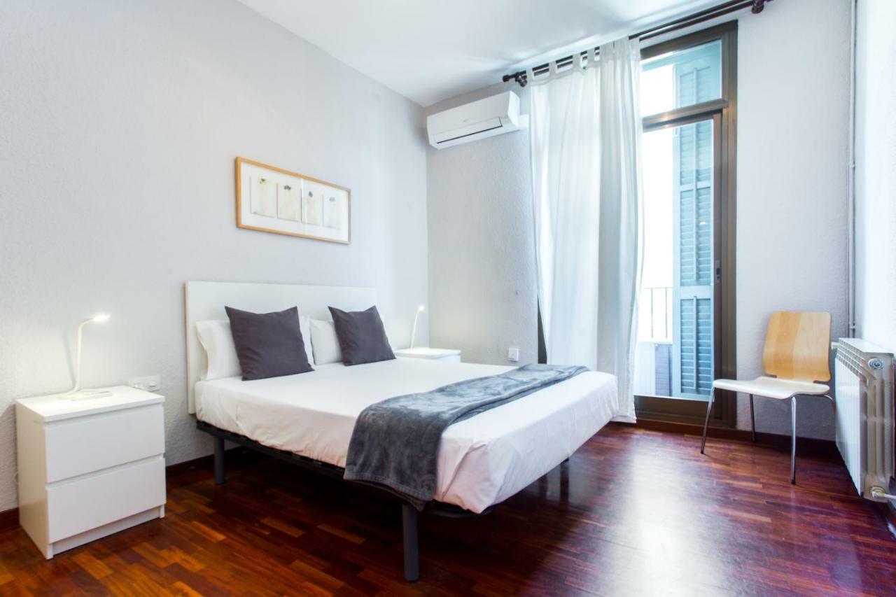Friendly Rentals Rambla Flower Barcelona Bagian luar foto