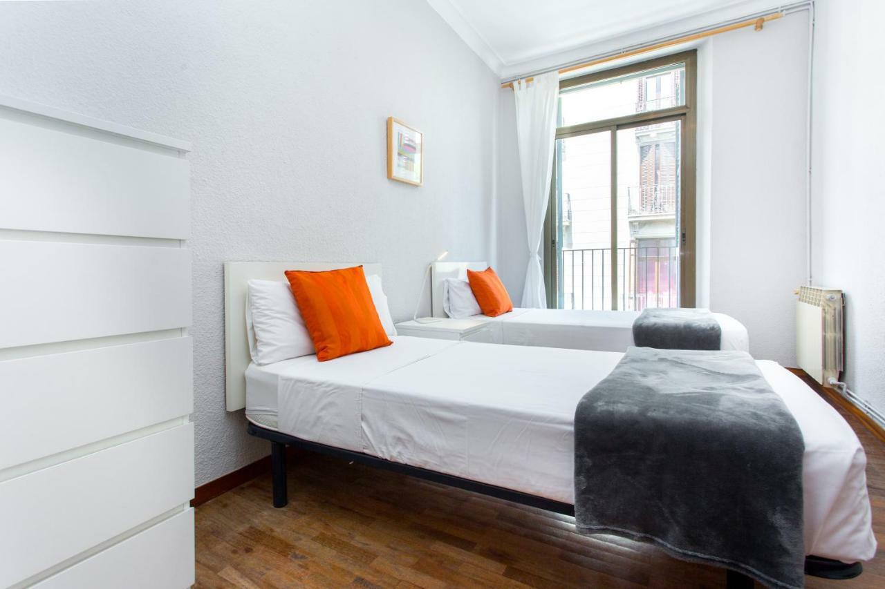 Friendly Rentals Rambla Flower Barcelona Bagian luar foto