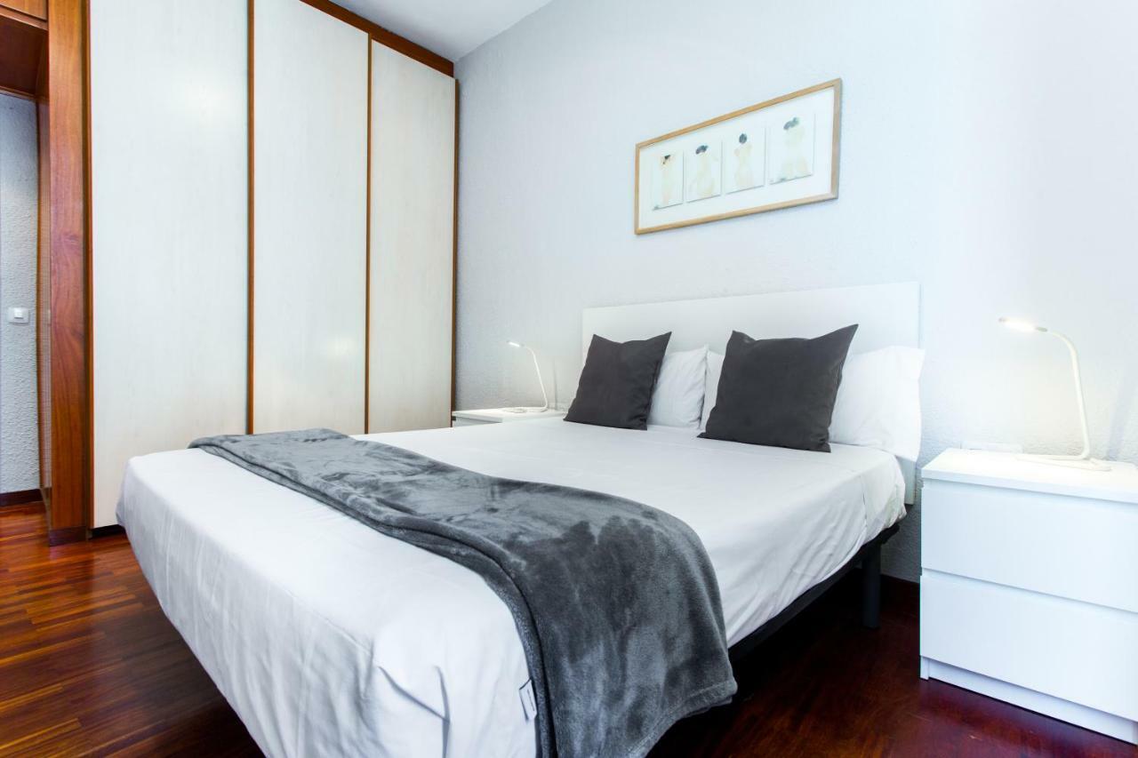 Friendly Rentals Rambla Flower Barcelona Bagian luar foto